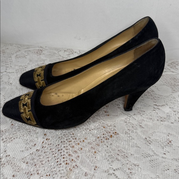 Sergio Rossi x Kurt Geiger suede & satin toes embroidered gold chain heels 8